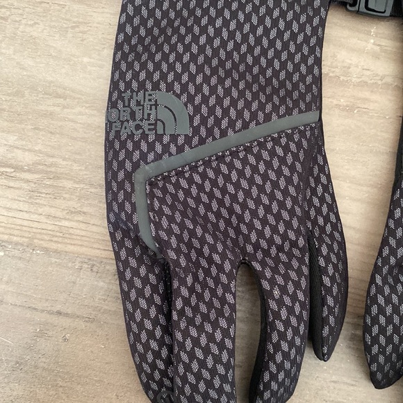 North face running gloves - Picture 5 of 5